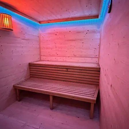 Smart B&b2 Bb2 303 מלון